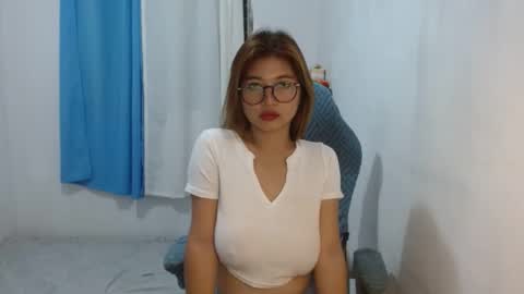 queen online show from March 6, 2025, 8:27 pm