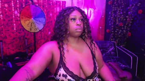 Queen Cherise Roze online show from April 2, 2026, 5:32 pm