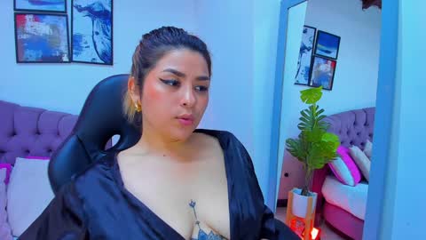 Queen online show from January 26, 2025, 1:41 am