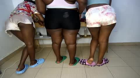 Nina online show from March 2, 2026, 7:21 pm