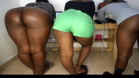 Nina online show from March 21, 2026, 6:07 am