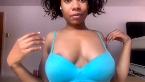 Kourtney online show from October 24, 2025, 5:53 pm