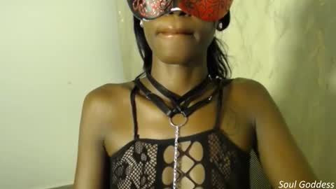 Snapshot of queenmaheliya chatting on February 14, 2026, 12:07 am queenmaheliya online show from February 14, 2026, 12:07 am