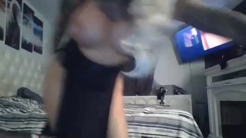 Snapshot of queenmayhem__ chatting on September 26, 2025, 1:09 am queenmayhem online show from September 26, 2025, 1:09 am