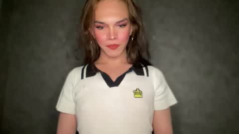 QUEEN online show from October 9, 2025, 1:09 pm