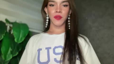 QUEEN online show from March 1, 2026, 8:11 pm