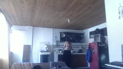 Nico online show from November 4, 2025, 9:03 pm