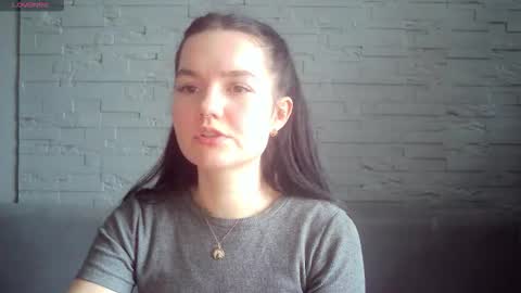 QueenOfModels online show from February 16, 2026, 12:56 pm