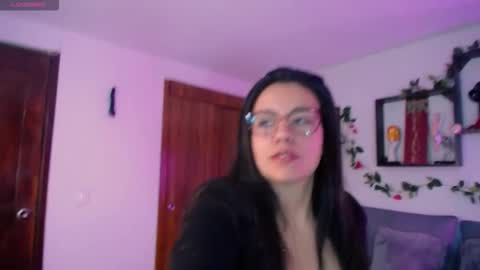 queenrose94 online show from February 14, 2026, 12:57 pm