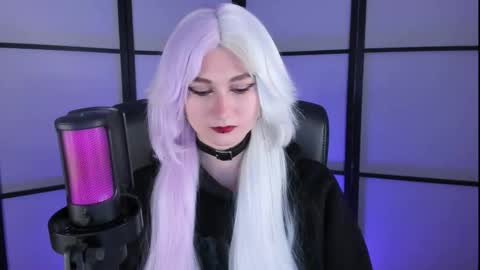 Rose online show from October 31, 2025, 4:30 pm