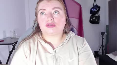 Samantha online show from November 11, 2025, 2:22 am