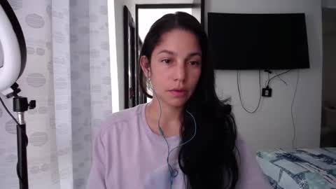 Paola online show from January 6, 2025, 8:07 pm