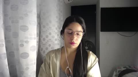 Paola online show from March 27, 2026, 4:40 am