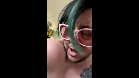 Snapshot of queerbear78 chatting on June 9, 2026, 8:42 pm queerbear78 online show from June 9, 2026, 8:42 pm