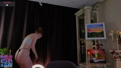 Teri  My favorite vibes 77 101 222 666 online show from December 20, 2025, 2:29 am