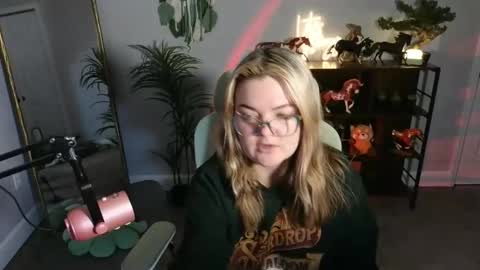 Bri online show from November 5, 2025, 2:55 am