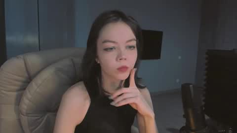 Snapshot of quietluxury chatting on February 7, 2026, 10:08 am quietluxury online show from February 7, 2026, 10:08 am