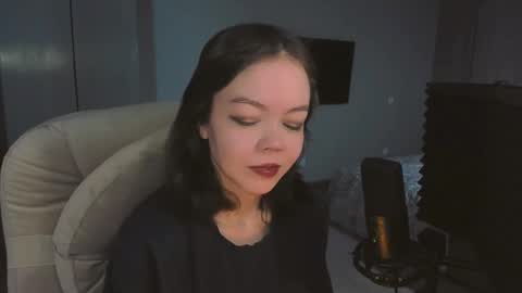 Snapshot of quietluxury chatting on February 19, 2026, 10:11 am quietluxury online show from February 19, 2026, 10:11 am