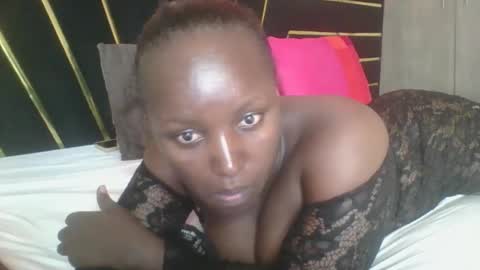 quinn_ce_ online show from November 14, 2025, 7:34 pm