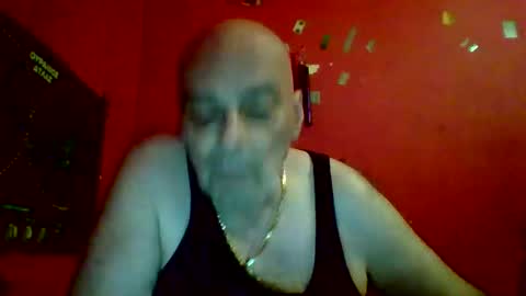 qwertyuiop22348015 online show from April 12, 2026, 6:46 pm