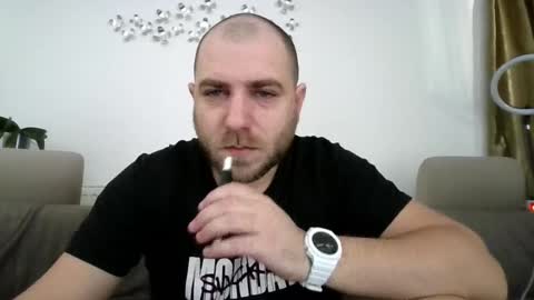 R0bila online show from March 4, 2025, 7:08 am