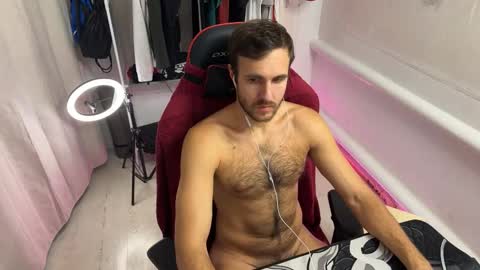 Snapshot of raamos chatting on October 13, 2025, 11:10 am Nikita online show from October 13, 2025, 11:10 am