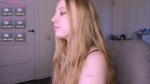 Rebecca  Becc online show from April 20, 2026, 5:16 pm