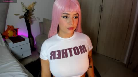 natalia  -  online show from September 21, 2025, 5:09 am