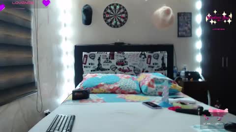 Snapshot of rachel_111 chatting on March 4, 2025, 12:01 pm Rachel online show from March 4, 2025, 12:01 pm