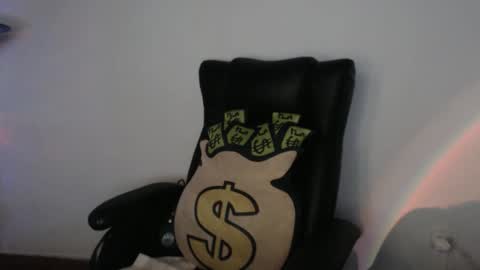    online show from November 15, 2025, 2:20 am