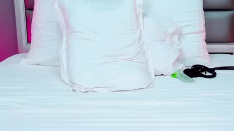 rachel_quinn_ online show from March 10, 2025, 7:53 am