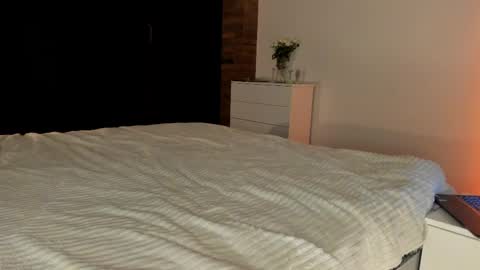 Sherryl online show from April 6, 2026, 6:31 pm