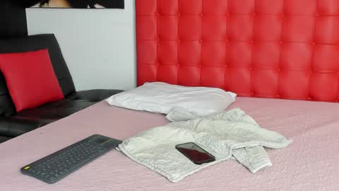  DALIANA  online show from April 9, 2026, 12:10 pm