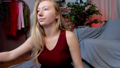 Snapshot of rachel_rut chatting on October 7, 2025, 4:20 am Rachel online show from October 7, 2025, 4:20 am
