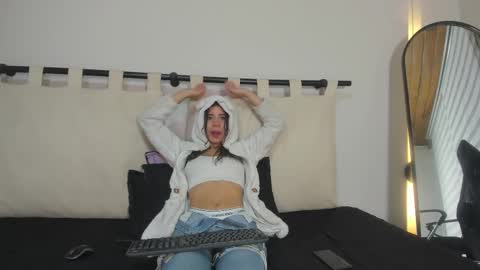 Rachell online show from February 12, 2025, 6:51 am