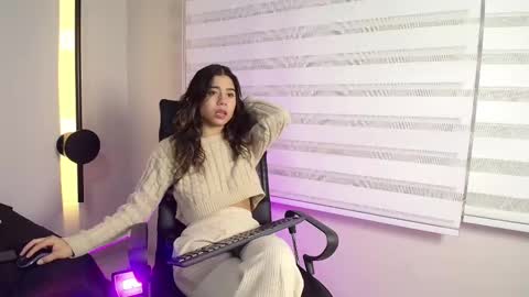 Rachell online show from February 19, 2025, 3:50 am