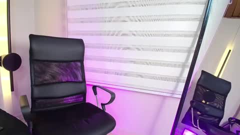 Rachell online show from February 19, 2025, 7:06 am