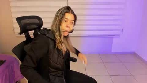 Rachell online show from October 2, 2025, 4:08 am