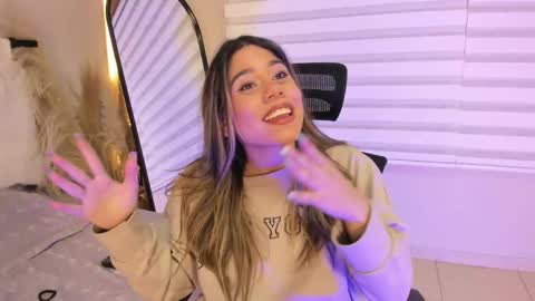 Rachell online show from November 13, 2025, 3:49 am