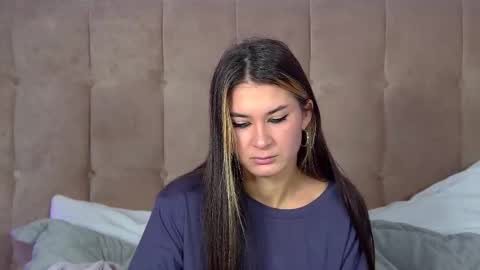 RachellSimpson online show from November 15, 2025, 6:37 pm