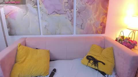 Snapshot of rachelpirce chatting on January 28, 2025, 12:00 pm Rachel online show from January 28, 2025, 12:00 pm