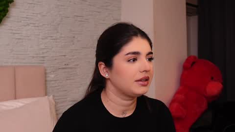 RachelSwaan online show from December 8, 2024, 4:14 am