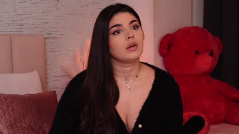 RachelSwaan online show from December 17, 2024, 10:12 am