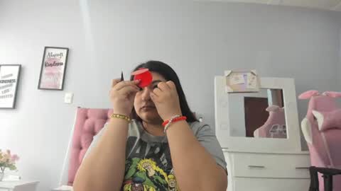 radiantgoddes online show from December 14, 2024, 1:27 pm