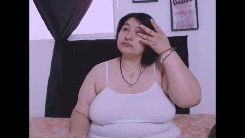 radiantgoddes online show from October 7, 2025, 1:08 pm