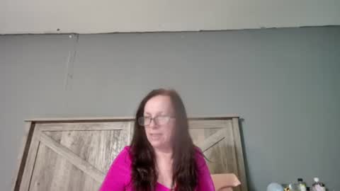 Radiant Peach Goddess online show from February 24, 2025, 3:55 am