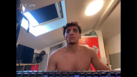 raes online show from November 7, 2025, 9:53 am