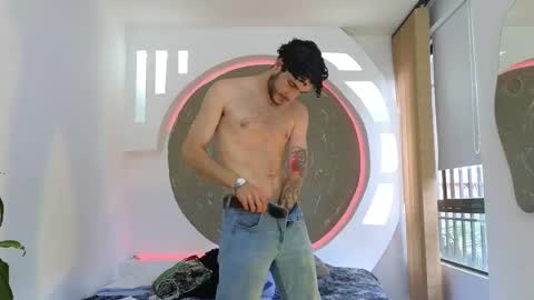 R A F A E L online show from October 28, 2025, 8:55 pm