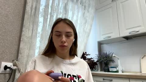 Eva online show from April 1, 2026, 6:03 am