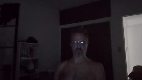 Snapshot of rafaelsel chatting on November 3, 2025, 3:13 pm Big Uncle Jungle online show from November 3, 2025, 3:13 pm